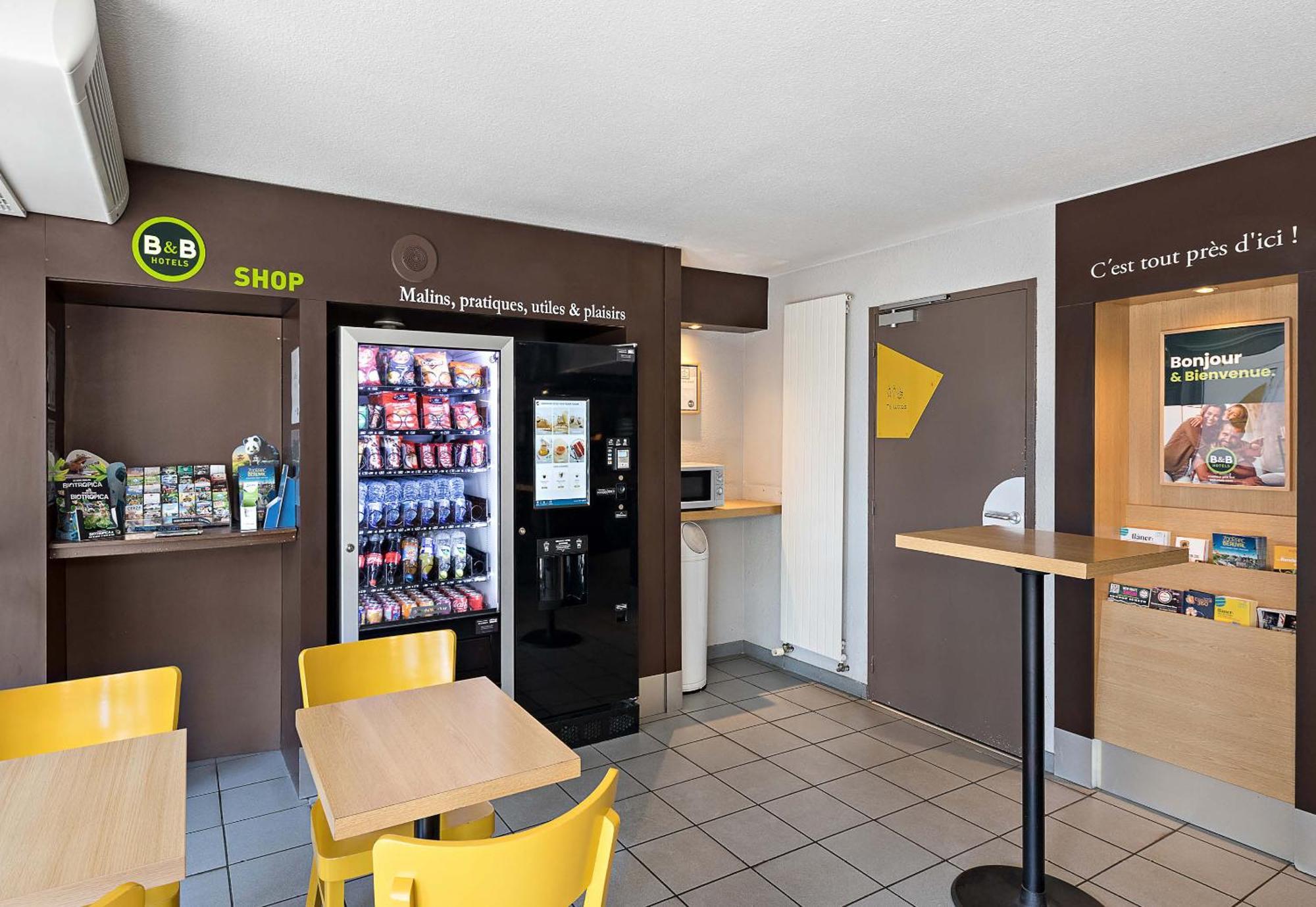 B&B Hotel Rouen Parc Des Expos Zenith Le Grand-Quevilly Exteriör bild